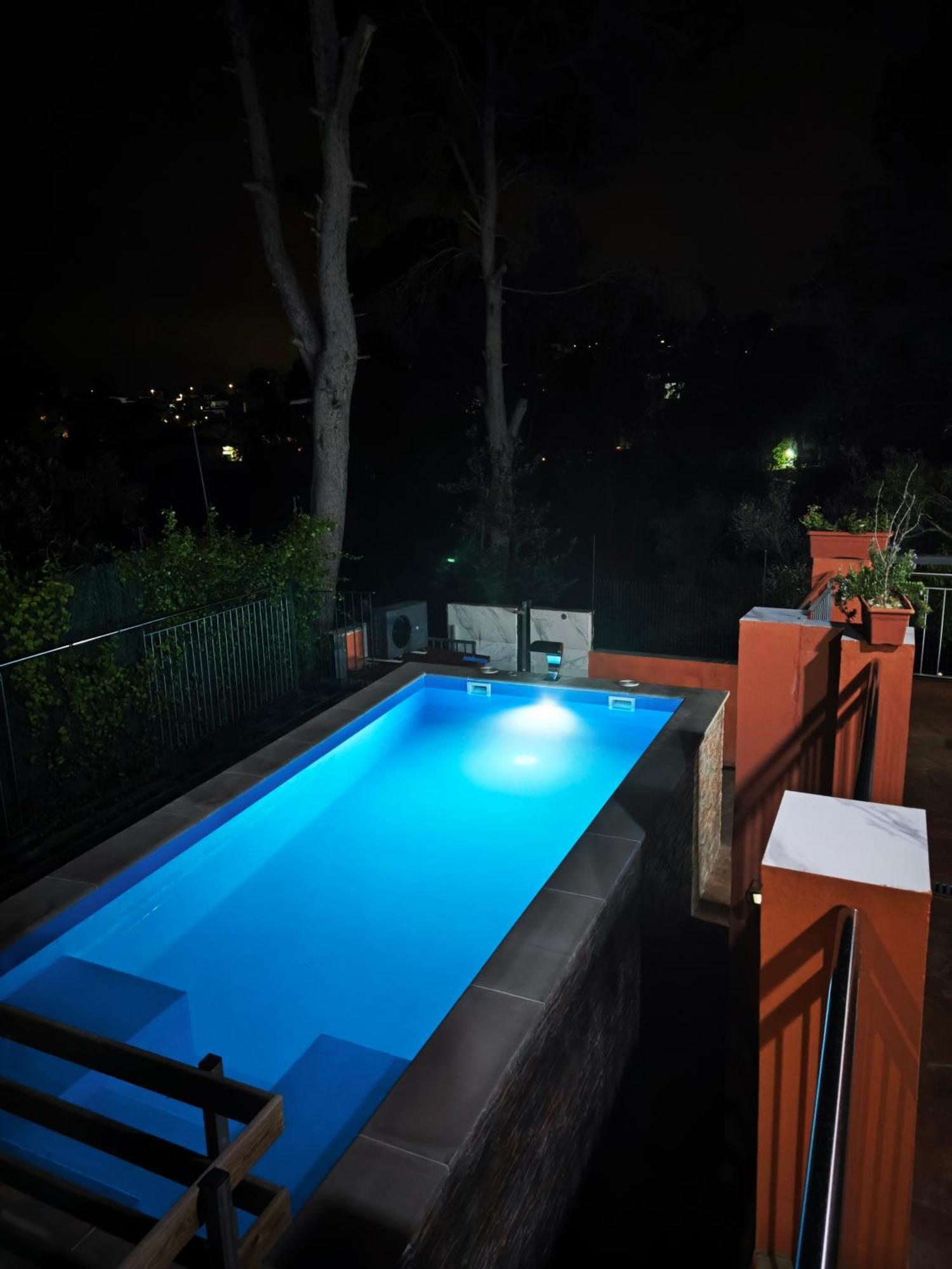 Villa Relax House Barcelone Sant Esteve Sesrovires Exterior foto